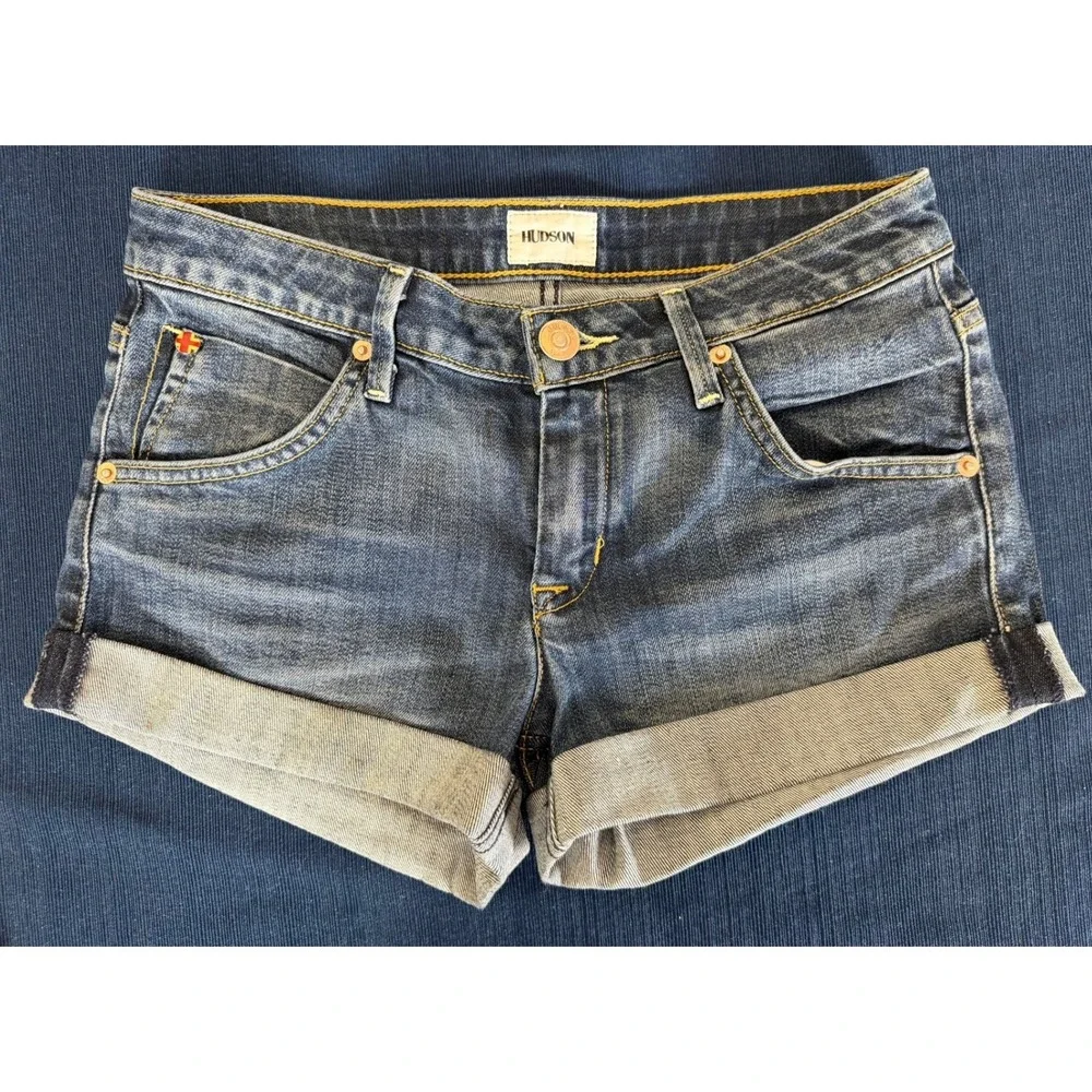 Hudson Hampton Cuffed Denim Shorts Size 25 Blue Low Rise W617DGC Y2K Aesthetic